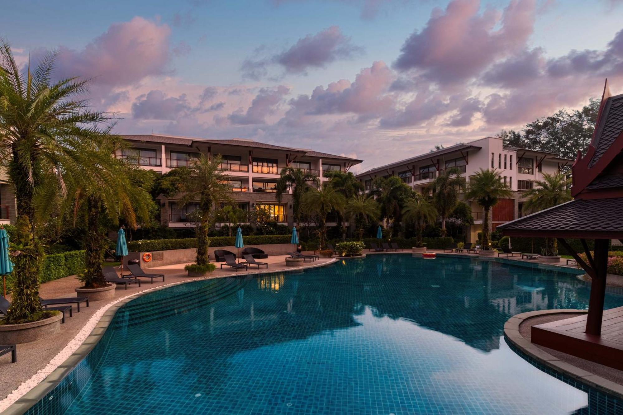 Beachfront luxury 2 bdr apartment by InDreams, Naithon Beach  Экстерьер фото
